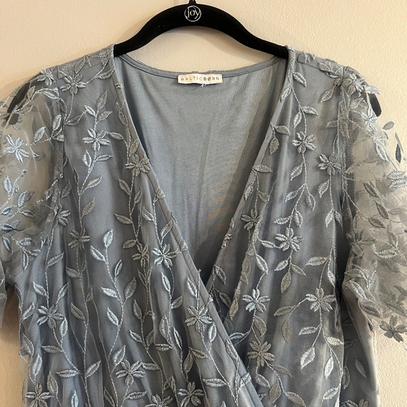 Baltic Born Marseille Embossed Maxi Dress Dusty Blue XL - Picture 3 of 4